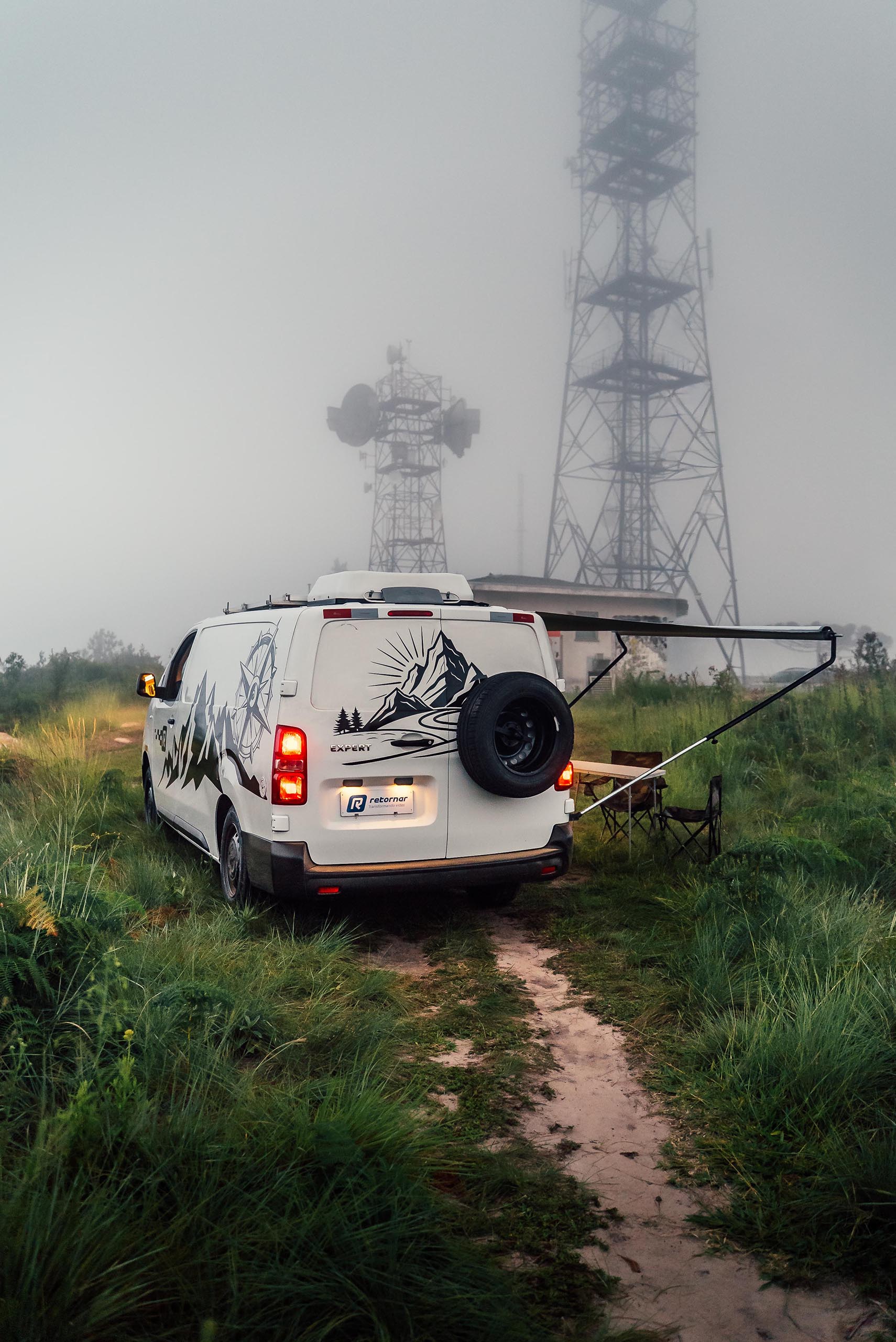 Neblina com toldo